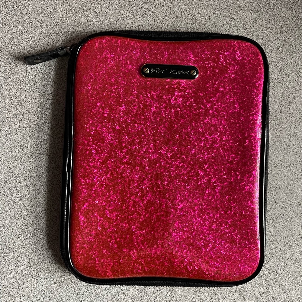 Betsey Johnson Pink Glitterattzzi iPad Tablet Zippered Case